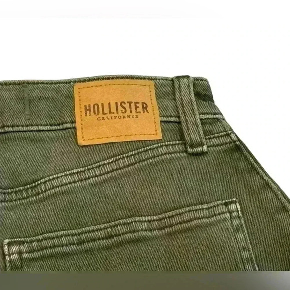 Women’s Hollister NWT Ultra High Rise Dad Jeans - Green- Size 0R - Picture 4 of 8